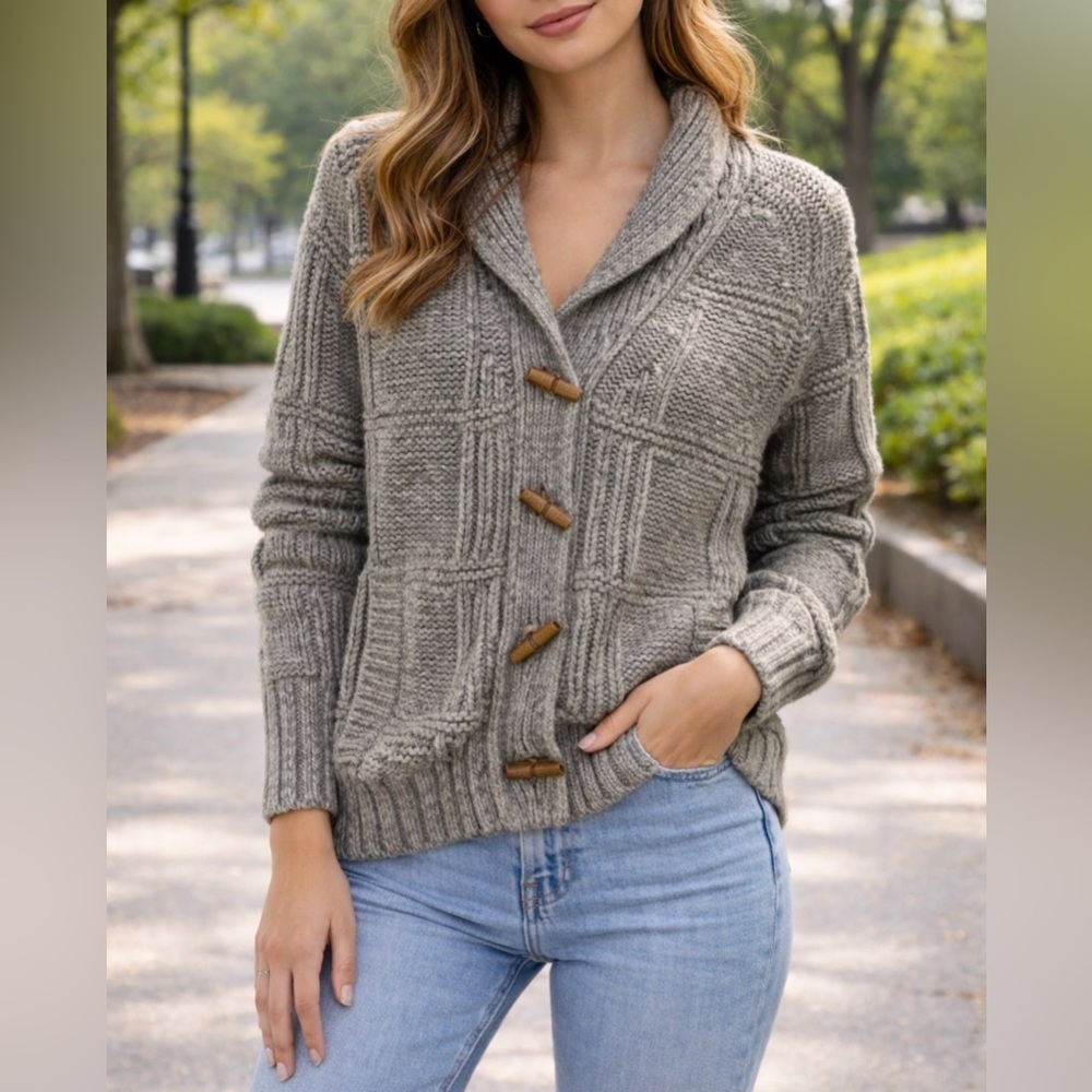 Banana Republic Chunky Knit Sweater Italian Yarn Cozy Neutral Small